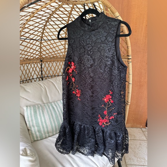 Nicole Miller Black Red Lace Sleeveless Christmas Holiday NYE Dress  Sz 12 - Picture 10 of 11